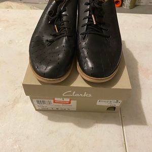 Women’s Clark shoes